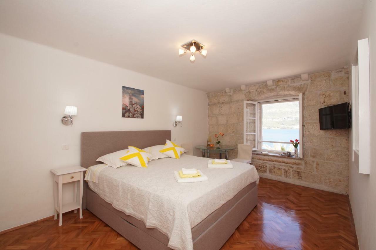 Guest House Holiday Đảo Korčula Ngoại thất bức ảnh