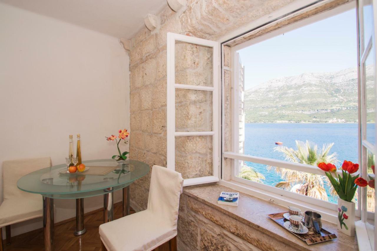 Guest House Holiday Đảo Korčula Ngoại thất bức ảnh