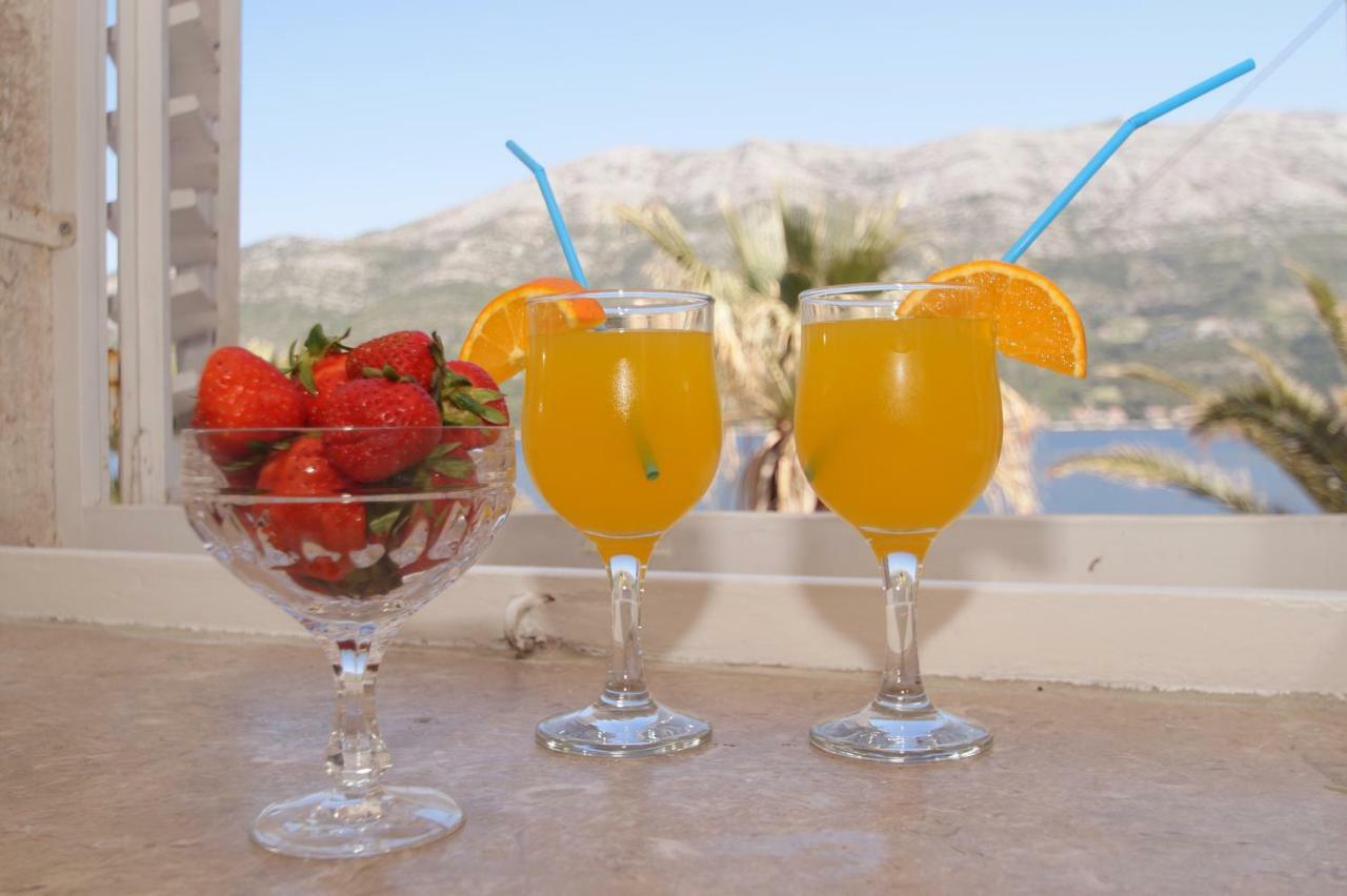 Guest House Holiday Đảo Korčula Ngoại thất bức ảnh