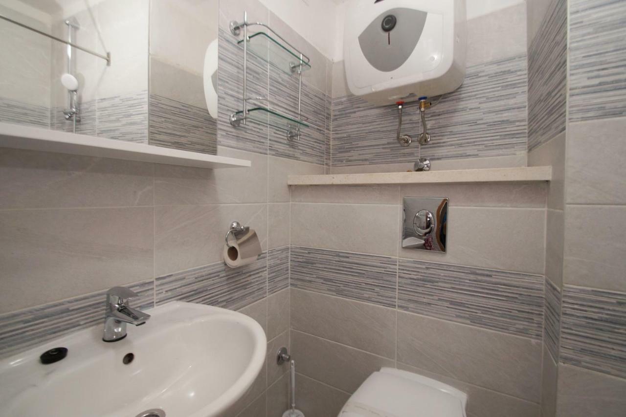 Guest House Holiday Đảo Korčula Ngoại thất bức ảnh