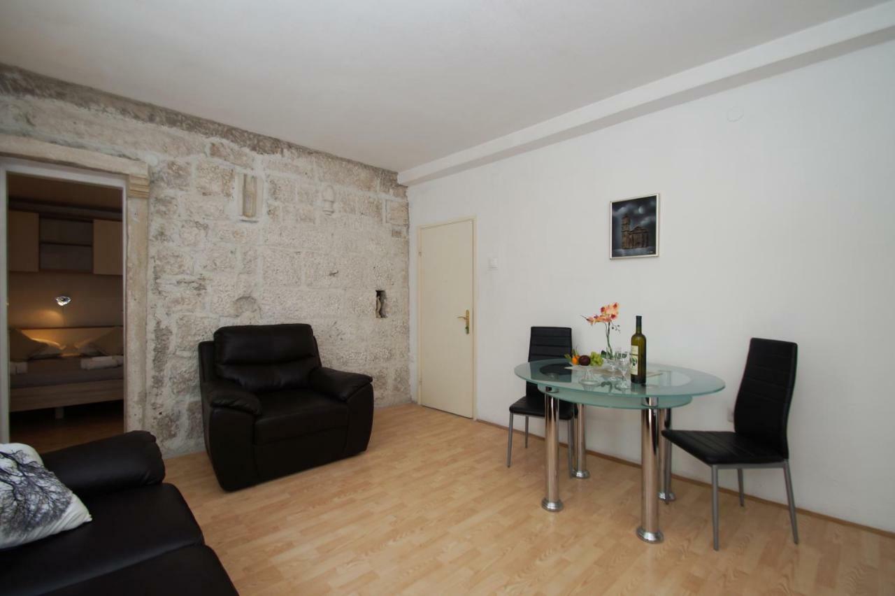 Guest House Holiday Đảo Korčula Ngoại thất bức ảnh